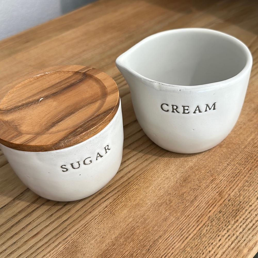 Hearth & Hand Cream and Sugar Set